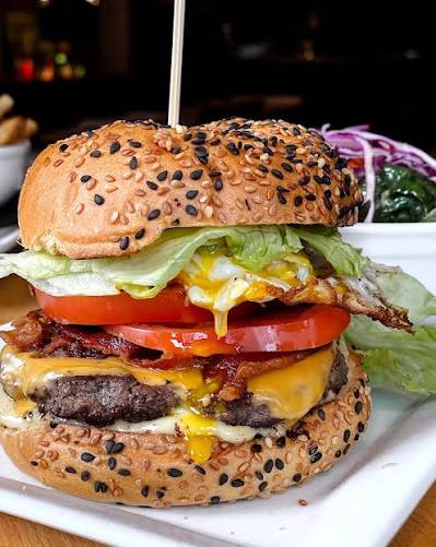 Burger Bar Crescent: Crafting the Perfect Bite